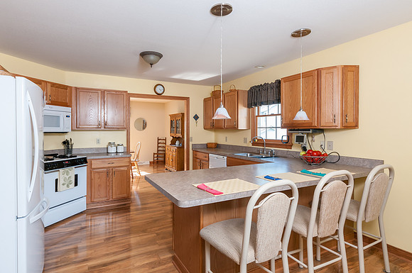 620ColonialDr_canfieldoh-14