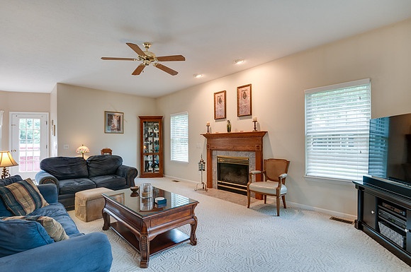 5015-woodfernavene-cantonoh-6