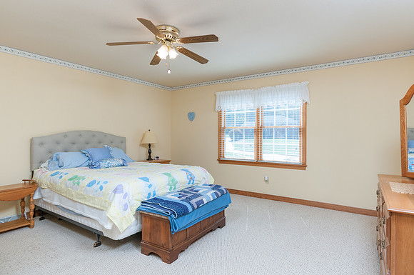 620ColonialDr_canfieldoh-7
