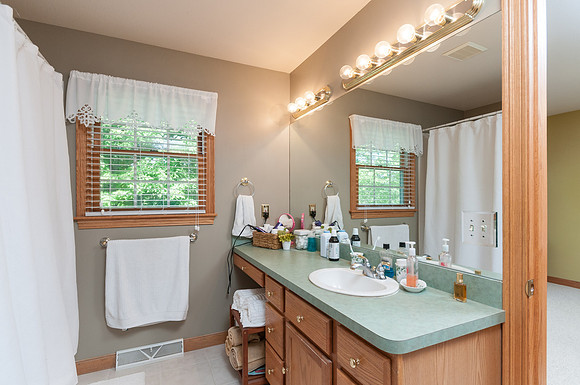 620ColonialDr_canfieldoh-5